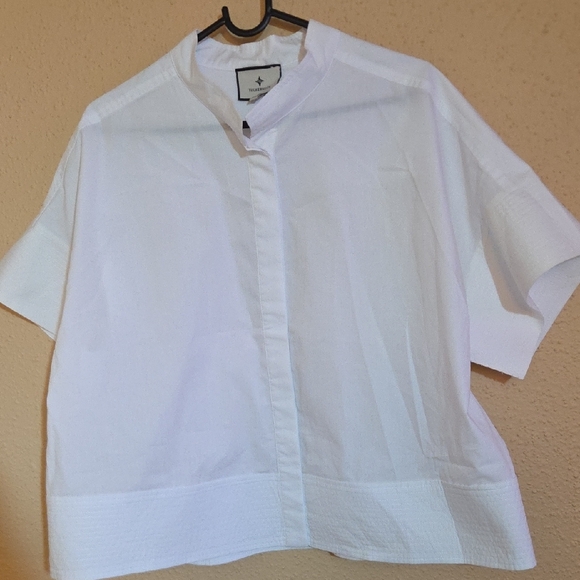 Tuckernuck White Short Sleeve Blouse - Picture 4 of 6
